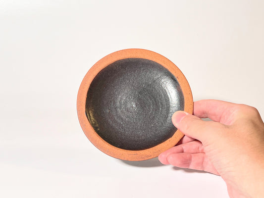 Kaori Sasaki (Nohara-ya) - 4-inch plate - black glaze